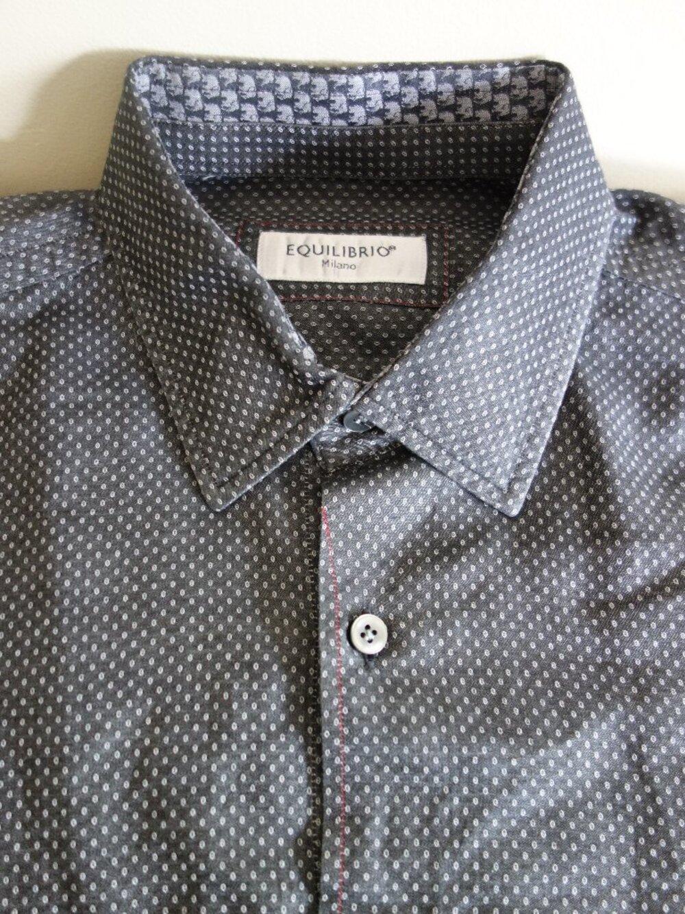 EQUILIBRIO Milano Long Sleeve Contrast Button Fitted Shirt – Grays – Med